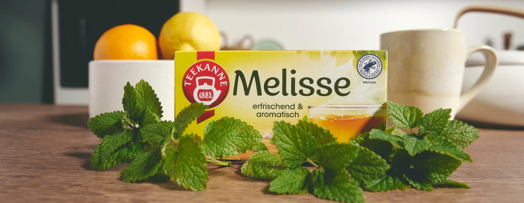 Ceai de plante, TEEKANNE, revigorant cu aroma de Melissa 40g